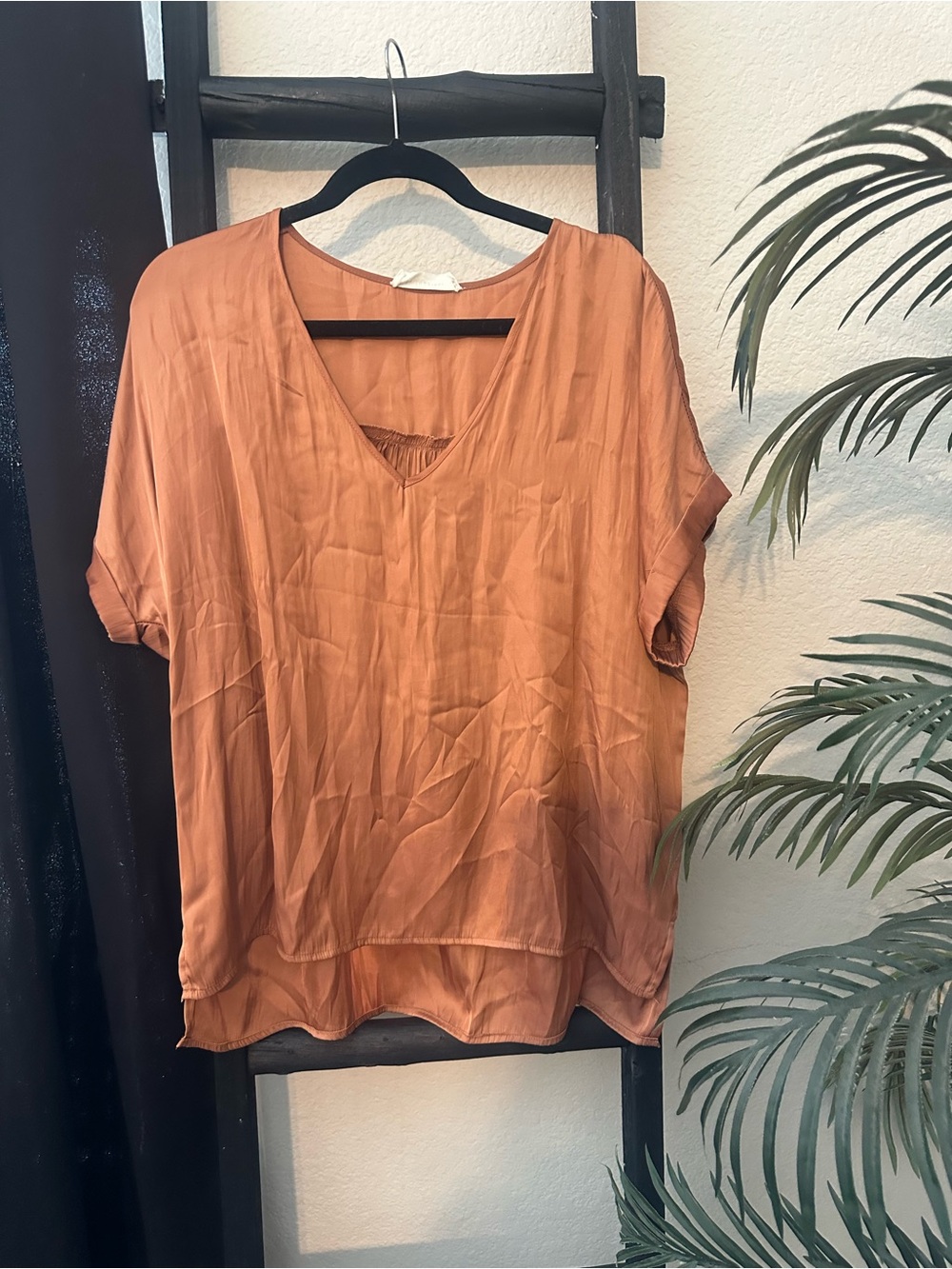 By Together V-Neck Short Sleeve Blouse in Rust Orange